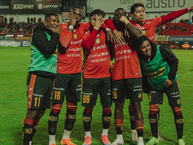 Deportivo Cuenca supera 2-0 a Técnico Universitario en la fecha 13 de LigaPro