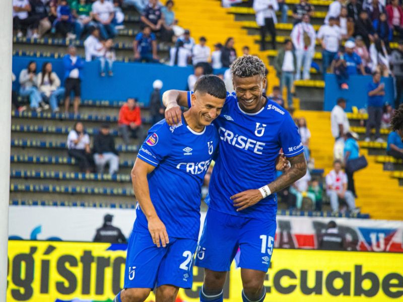 Católica sorprende a Liga en el Atahualpa: vence 3-1 y escala en la tabla