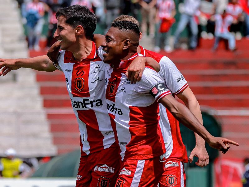 Técnico Universitario se queda con el Clásico Ambateño tras vencer 1-0 a Macará