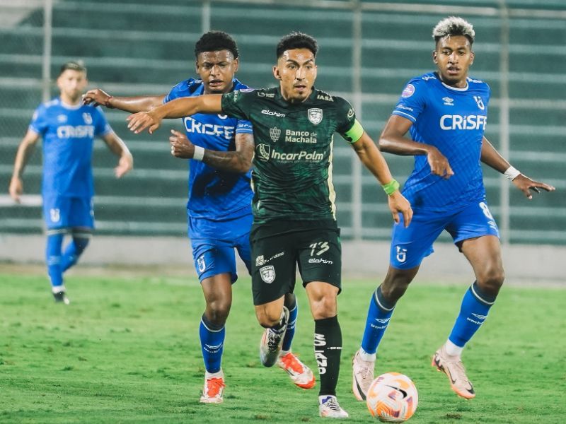 Orense y Católica dividen puntos en un intenso empate 1-1
