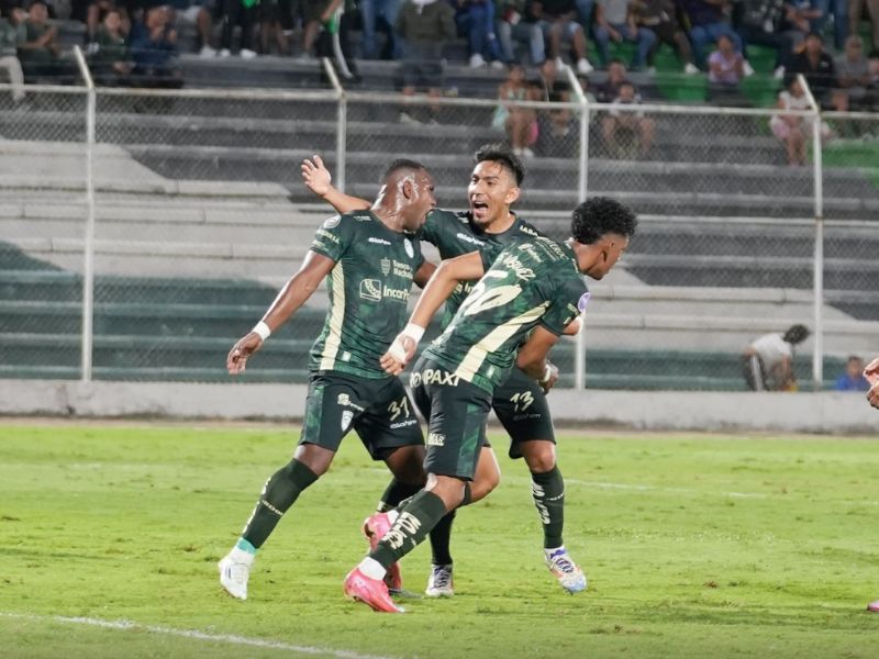 Orense despierta y se mete en la pelea por el hexagonal final