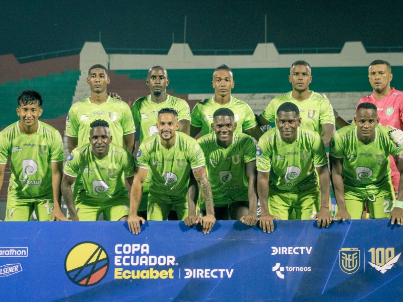Liga de Portoviejo da la sorpresa y se clasifica a los octavos de final de la Copa Ecuador tras eliminar al Macará