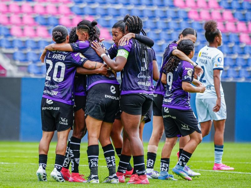 Dragonas IDV se clasifican a la final de la Superliga Femenina tras vencer a Universidad Católica