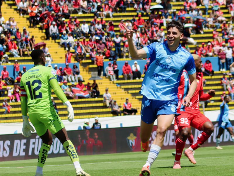 Macará vence 2-0 a El Nacional en el Atahualpa y asegura su permanencia