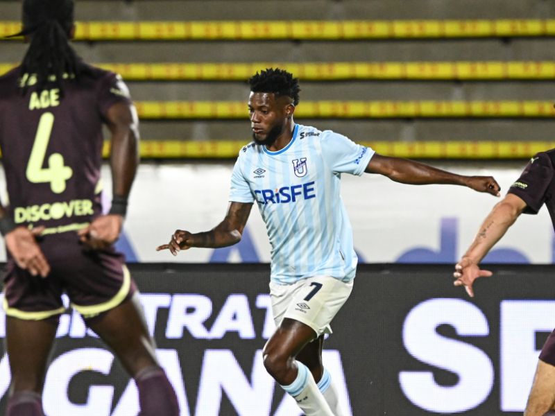 Universidad Católica y Liga de Quito empatan 2-2 en un vibrante inicio del primer hexagonal