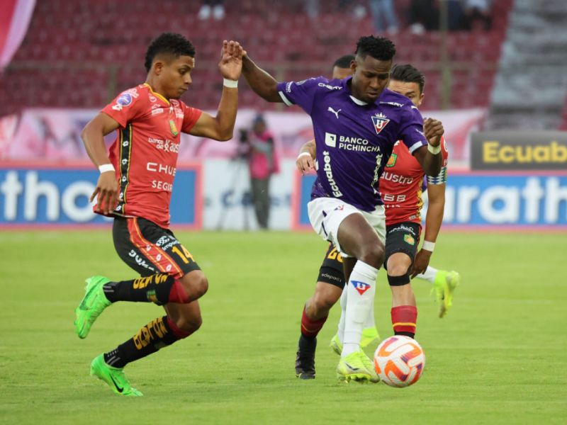 LDU y Deportivo Cuenca definen al último semifinalista de la Copa Ecuador