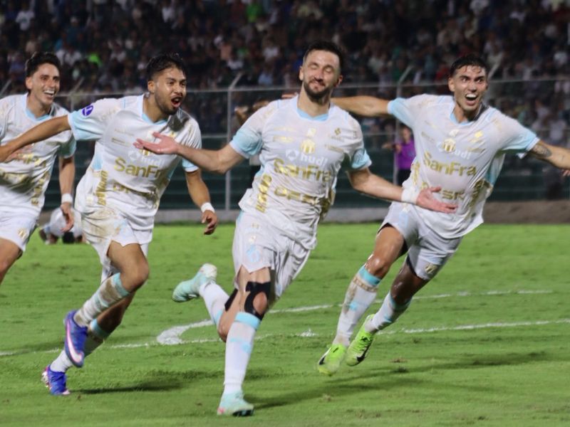 Macará derrotó 1-0 a Orense y avanzó a la fase de grupos de la Sudamericana