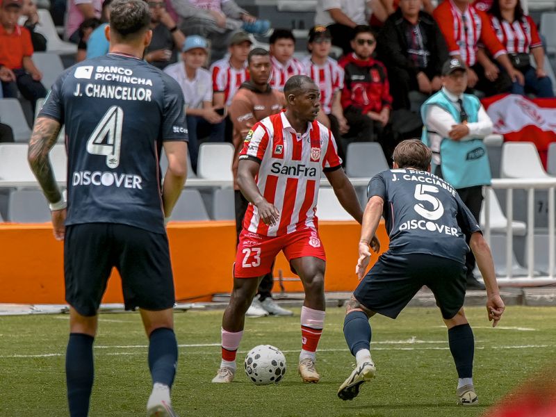 Universidad Católica golpea en Ambato y vence 2-0 a Técnico Universitario