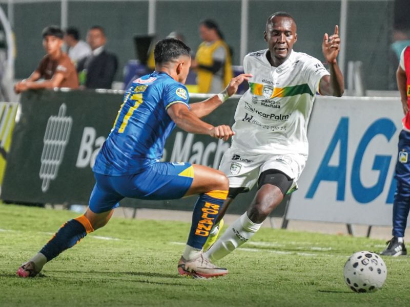 Pacto de silencio en Machala: Orense y Delfín dividieron honores en un duelo de pocas luces