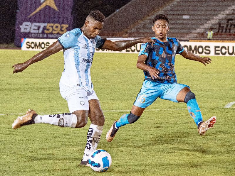 El Nacional cae en el estadio Christian Benítez por 3 tantos a 1