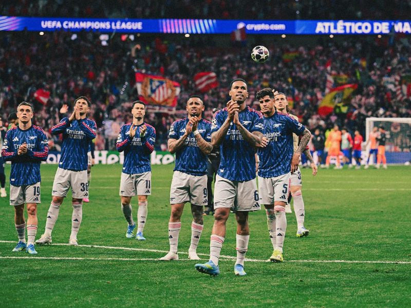 Atlético rescata empate ante Arsenal y deja la serie abierta