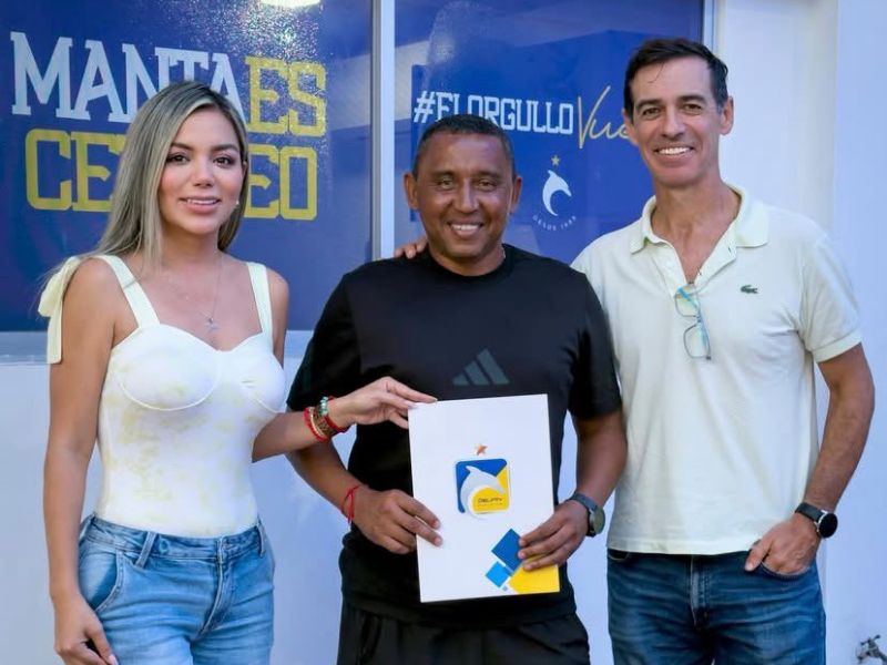 Juan Carlos León asume la dirección técnica de Delfín SC para la segunda temporada de Liga Ecuabet 2026