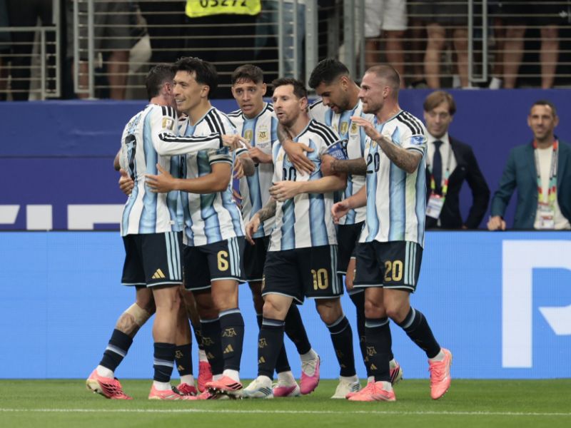 ¡Leyenda absoluta! Messi rompe el récord histórico y guía a Argentina al triunfo