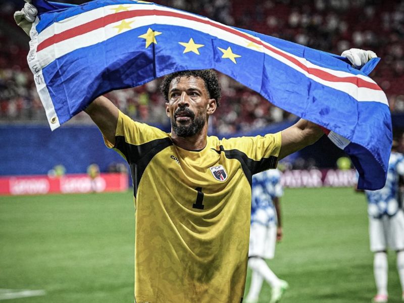 El 'bombazo' del año: Vozinha, el histórico arquero de Cabo Verde, ficha por Colo-Colo