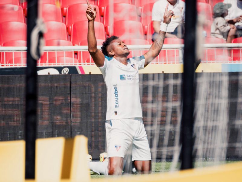 Noche de récords en Ponciano: El nuevo Liga de Gustavo Álvarez aplastó 6-0 a Leones del Norte