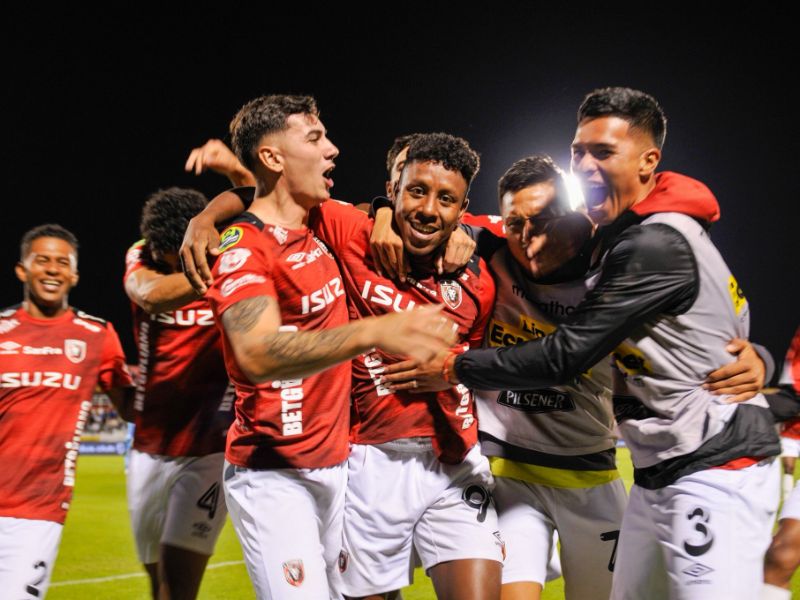 Remontada histórica de infarto: Independiente del Valle venció 2-3 a Leones del Norte