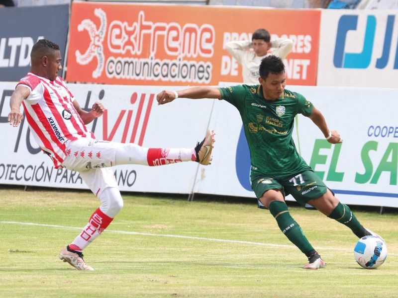 Técnico Universitario se impone 2-1 a Orense SC y escala en la tabla de clasificación