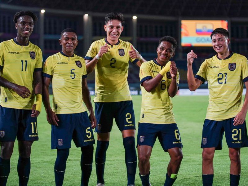 Ecuador avanza a la siguiente fase tras empate 1-1 contra Panamá