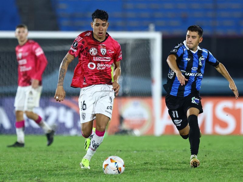 Independiente del Valle y Liverpool igualan 1-1 en un partido disputado
