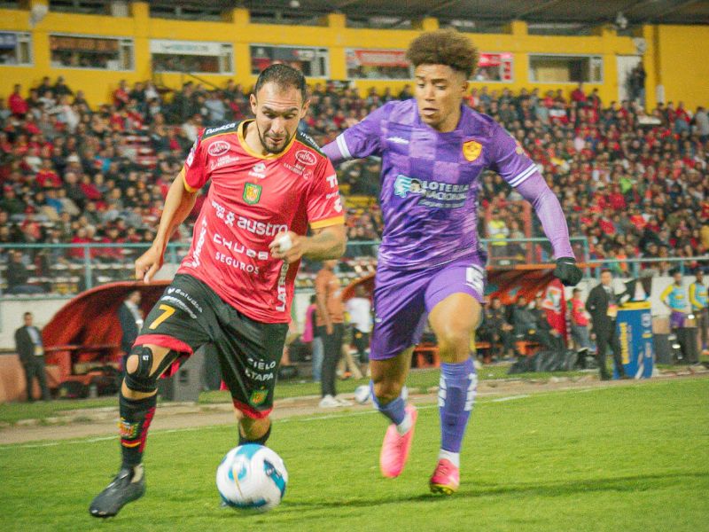 Aucas y Deportivo Cuenca protagonizan un empate electrizante en la Liga Pro