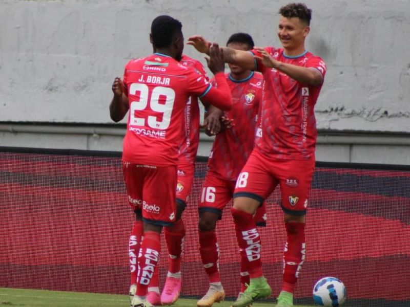 El Nacional se impone a Imbabura con un claro 2-0 en el Gonzalo Pozo Ripalda