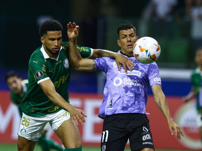 Palmeiras supera a Independiente del Valle y complica su clasificación