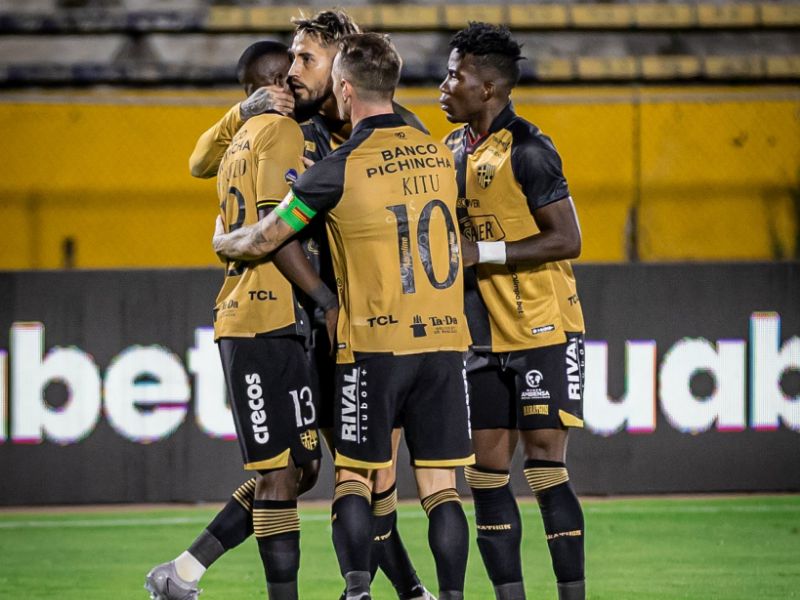 Barcelona SC supera a Universidad Católica 1-0 en la fecha 13