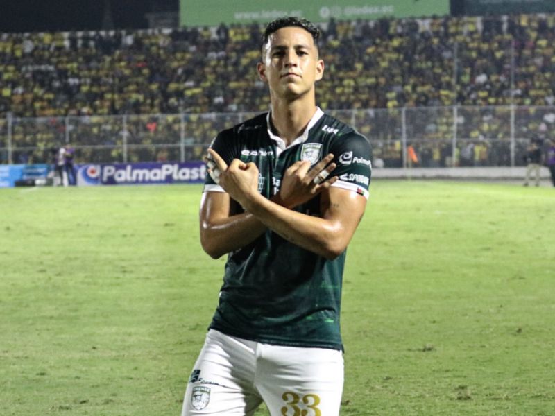 Orense se impone 3-2 a Barcelona en un emocionante duelo en Machala