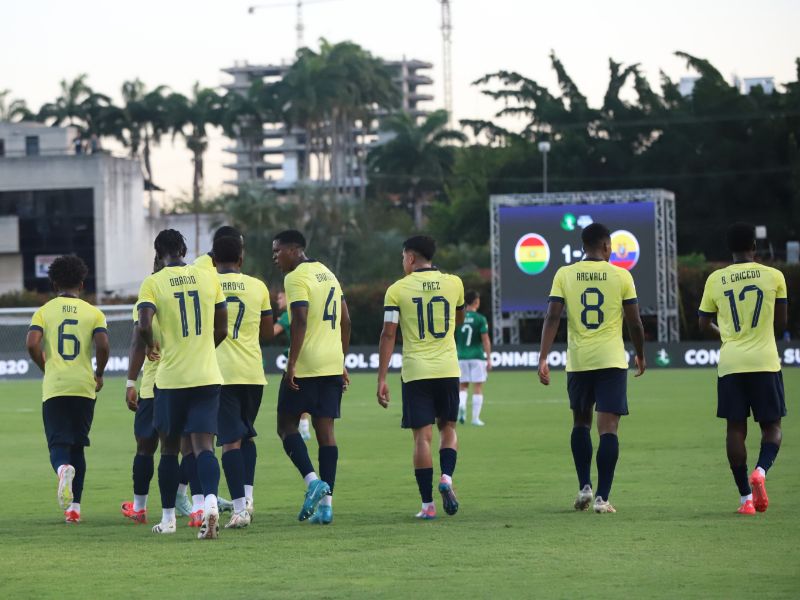 Ecuador ante Colombia en el Sudamericano Sub-20 por la clasificación