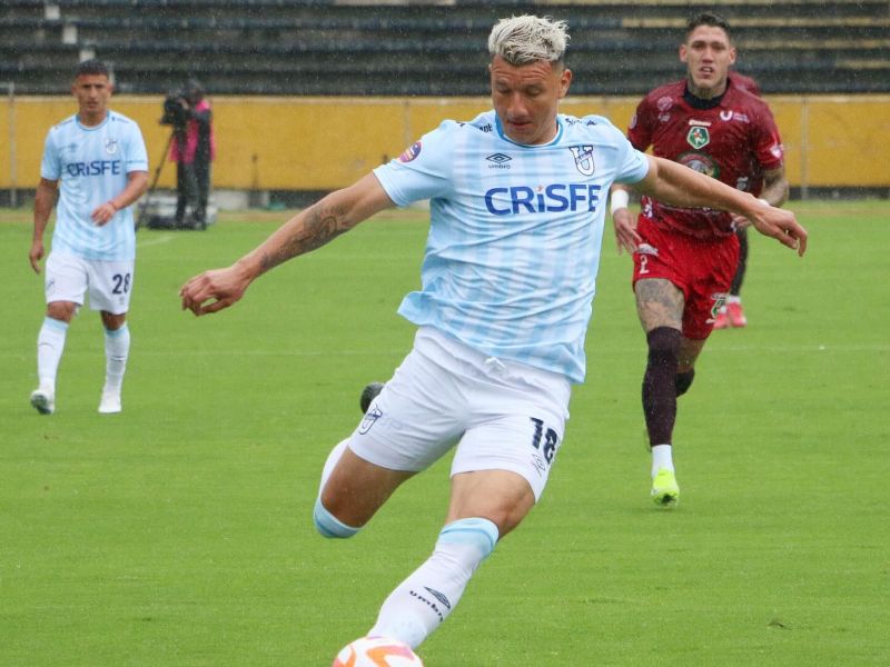 Universidad Católica y Mushuc Runa igualan 1-1 en el Atahualpa
