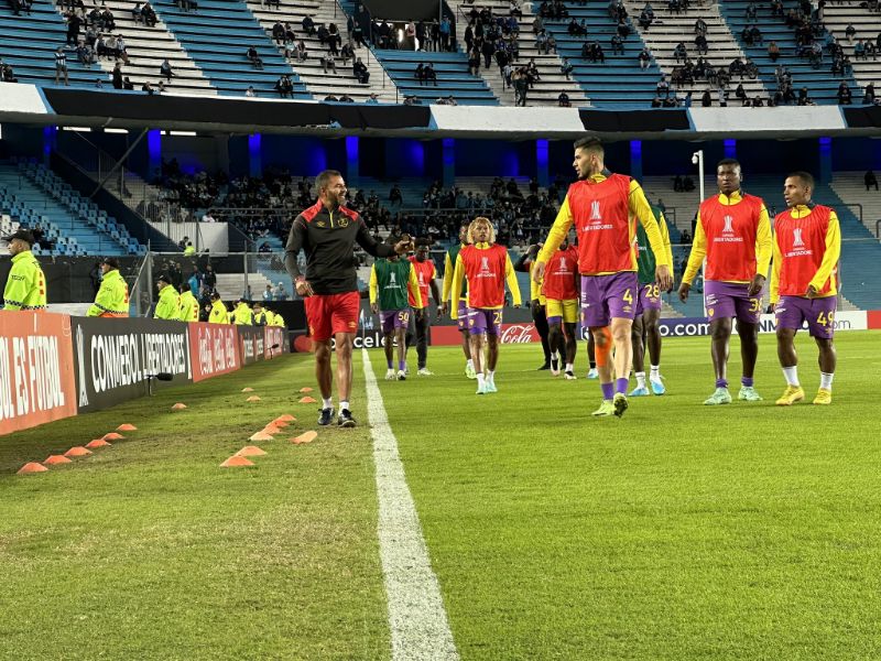 El Aucas perdió ante Racing en la Segunda fecha de la Libertadores