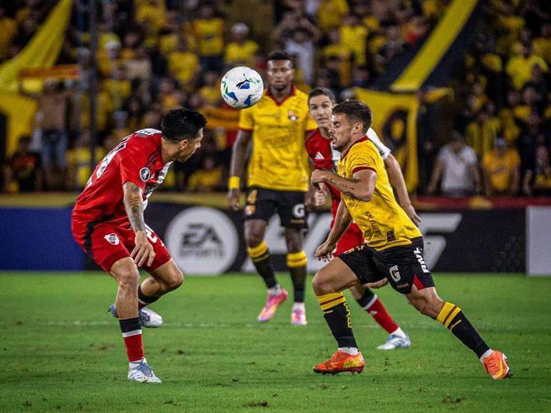 Barcelona SC cae ante River en Guayaquil por la Copa Libertadores 2025