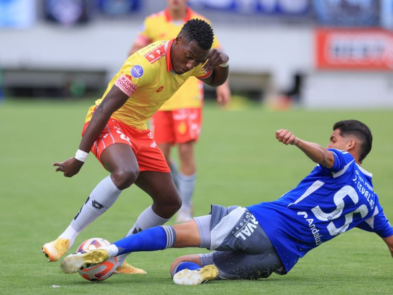 Aucas y Emelec empatan sin goles en el segundo hexagonal de la LigaPro